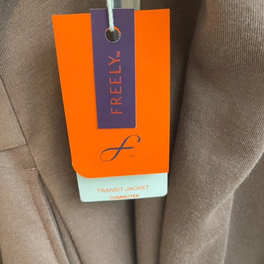 FREELY Commuter Transit Jacket - Picture 15 of 16